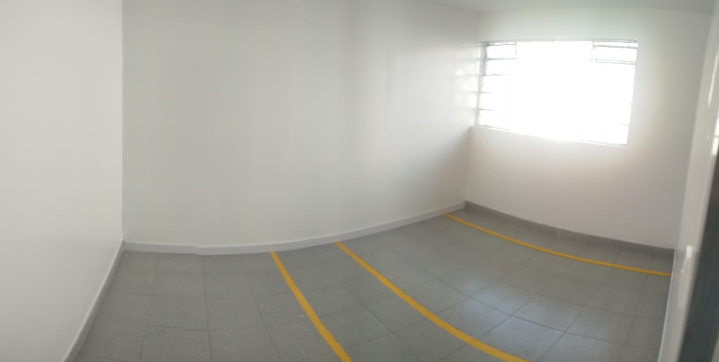 Área terminada con demarcación amarilla